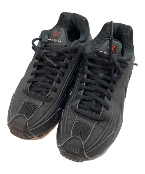 NIKE（ナイキ）NIKE (ナイキ) SHOX R4 BLACK/BLACK-BLACK-MAX ORANGE ブラック サイズ:23の古着・服飾アイテム