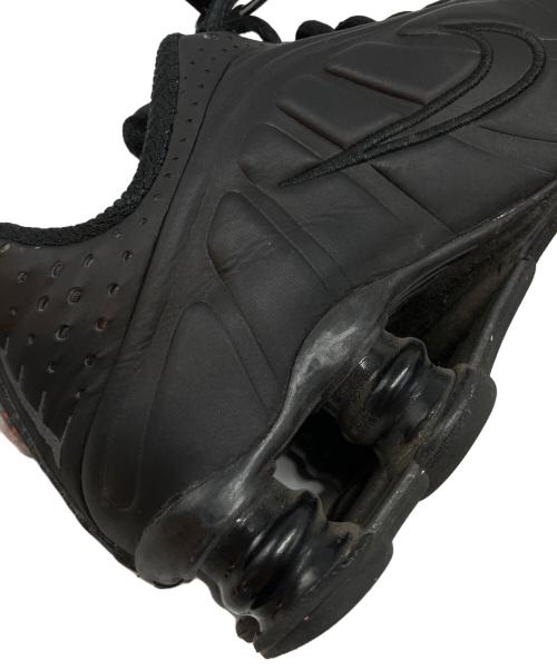 NIKE（ナイキ）NIKE (ナイキ) SHOX R4 BLACK/BLACK-BLACK-MAX ORANGE ブラック サイズ:23の古着・服飾アイテム