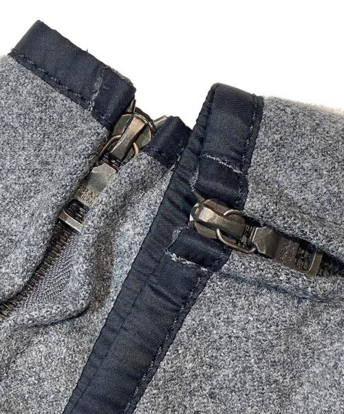 PRADA SPORTS（プラダスポーツ）PRADA SPORTS (プラダスポーツ) ナイロンパイピングウール混スイングトップ グレー サイズ:Sの古着・服飾アイテム