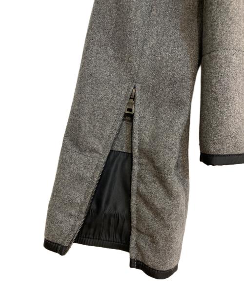 PRADA SPORTS（プラダスポーツ）PRADA SPORTS (プラダスポーツ) ナイロンパイピングウール混スイングトップ グレー サイズ:Sの古着・服飾アイテム