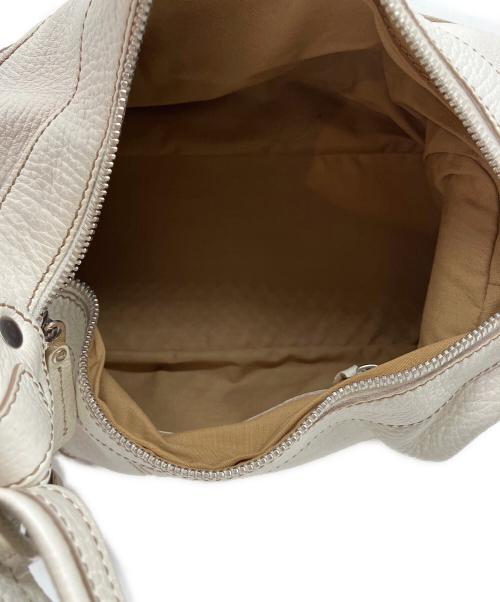TOD'S（トッズ）TOD'S (トッズ) ホーボーレザーワンショルダーバッグ ホワイトの古着・服飾アイテム