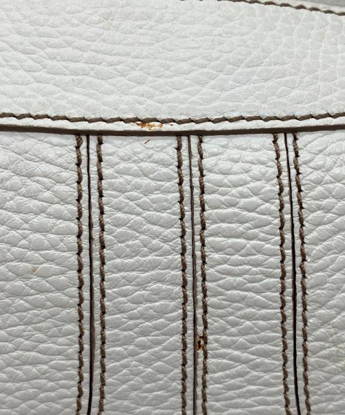 TOD'S（トッズ）TOD'S (トッズ) ホーボーレザーワンショルダーバッグ ホワイトの古着・服飾アイテム