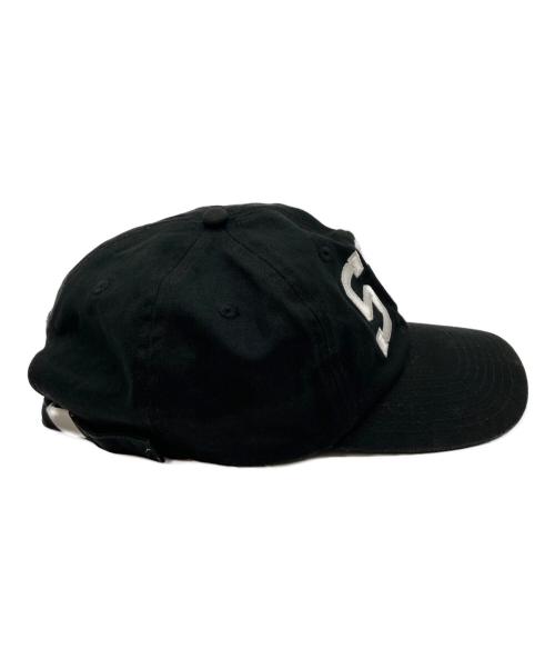 stussy（ステューシー）stussy (ステューシー) STU Arch Strapback Cap/ステューシー エスティーユー アーチ ストラップバック キャップ ブラックの古着・服飾アイテム