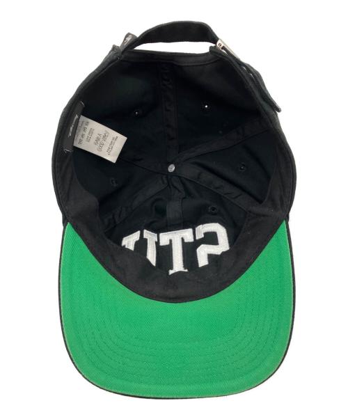 stussy（ステューシー）stussy (ステューシー) STU Arch Strapback Cap/ステューシー エスティーユー アーチ ストラップバック キャップ ブラックの古着・服飾アイテム