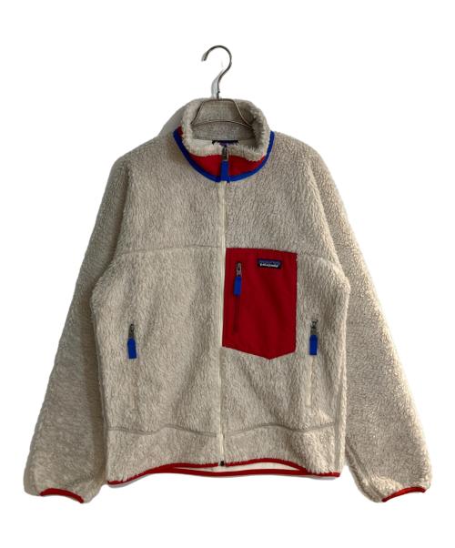 Patagonia（パタゴニア）Patagonia (パタゴニア) クラシックレトロＸジャケット ナチュラル×レッド サイズ:Mの古着・服飾アイテム