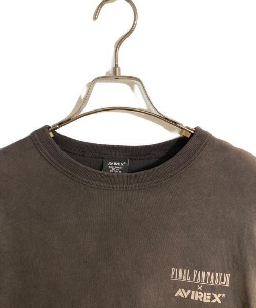 AVIREX（アヴィレックス）AVIREX (アヴィレックス) FINAL FANTASY VII REMAKE TIFATシャツ ブラウン サイズ:Mの古着・服飾アイテム