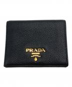 PRADAプラダ）の古着「サフィアーノレザー2つ折り財布」｜ブラック