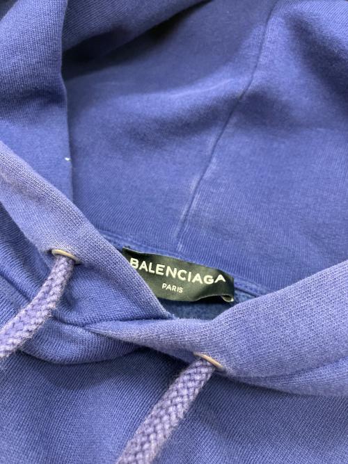 BALENCIAGA（バレンシアガ）BALENCIAGA (バレンシアガ) キャンペーンロゴフーディ ネイビー サイズ:Mの古着・服飾アイテム