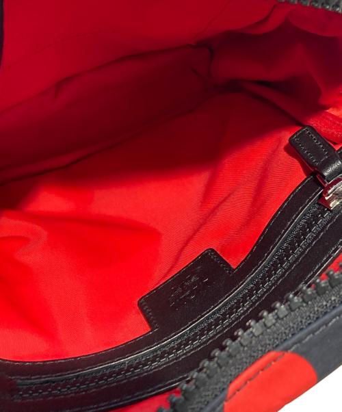 MCM（エムシーエム）MCM (エムシーエム) ドットショルダーバッグ ブラックの古着・服飾アイテム