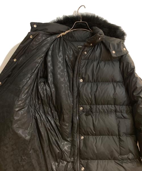 COACH（コーチ）COACH (コーチ) ミッド ダウン パッファー・シアリング ダウンコート ブラック サイズ:Mの古着・服飾アイテム