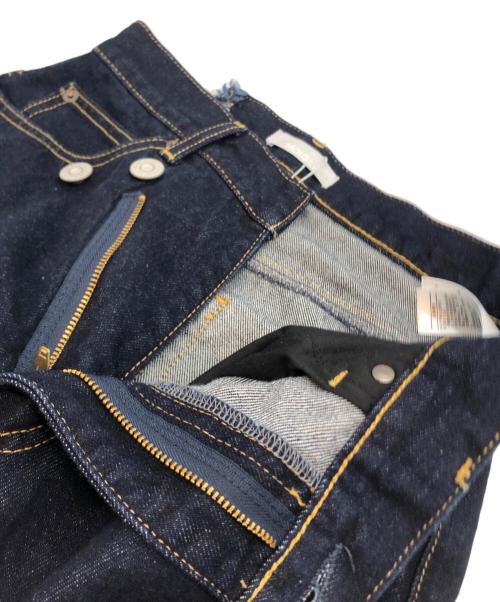 moussy（マウジー）moussy (マウジー) CROSS WAIST WIDE ストレート インディゴ サイズ:1 未使用品の古着・服飾アイテム