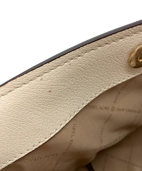 MICHAEL KORS（マイケル・コース）MICHAEL KORS (マイケル・コース) 2WAYバッグ ホワイトの古着・服飾アイテム