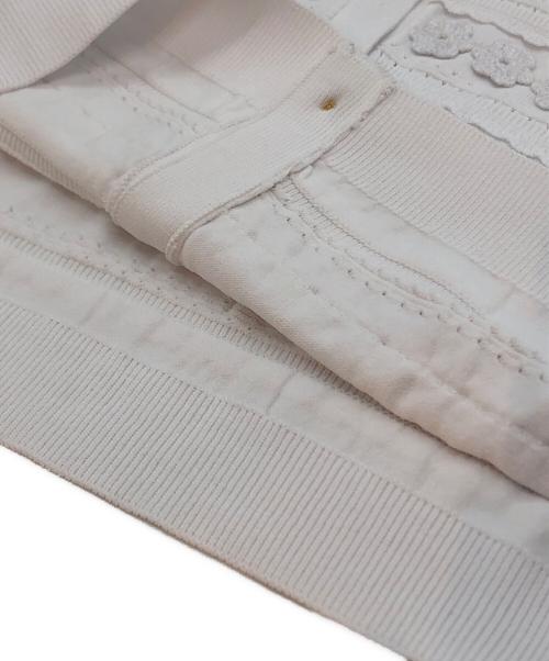 MICHAEL MICHAEL KORS（マイケル マイケルコース）MICHAEL MICHAEL KORS (マイケル マイケルコース) フローラル エンブリッシュ ストレッチニット カーディガン ホワイト サイズ:S 未使用品の古着・服飾アイテム