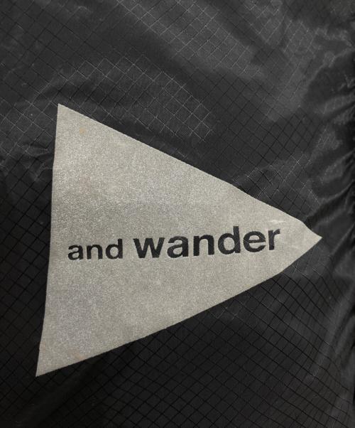 and wander（アンドワンダー）and wander (アンドワンダー) sil daypack ブラックの古着・服飾アイテム