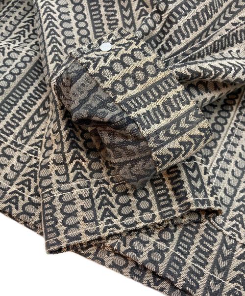 MARC JACOBS（マークジェイコブス）MARC JACOBS (マークジェイコブス) MONOGRAM PAINTERS JACKET ベージュ サイズ:Ｌの古着・服飾アイテム