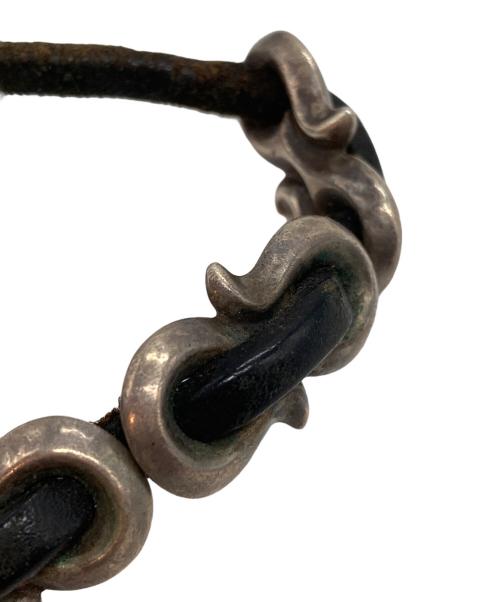 ヴィンテージブレスレット（ヴィンテージブレスレット）ヴィンテージブレスレット (ヴィンテージブレスレット) レザーシルバーコンビブレスレット ブラック×シルバーの古着・服飾アイテム