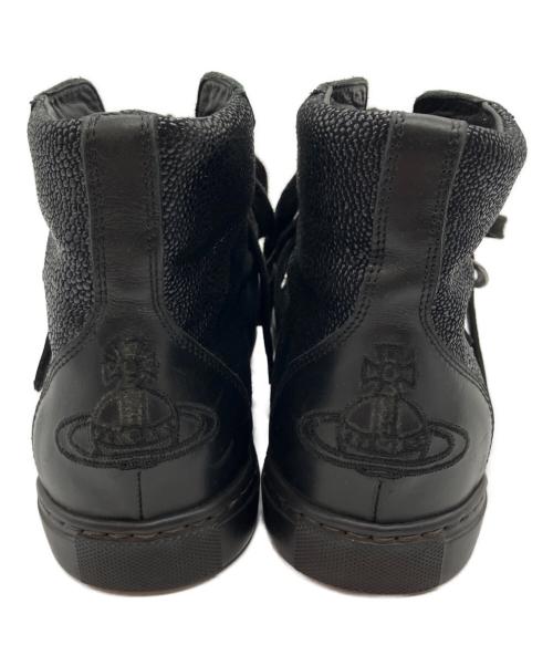 Vivienne Westwood（ヴィヴィアンウエストウッド）Vivienne Westwood (ヴィヴィアンウエストウッド) ハイカットスニーカー ブラック サイズ:37の古着・服飾アイテム