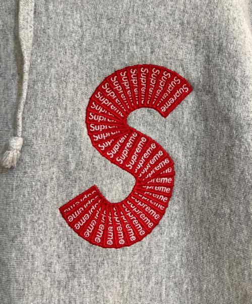 SUPREME（シュプリーム）SUPREME (シュプリーム) S Logo Hooded Sweatshirt/エス・ロゴ・フーデッド・スウェットシャツ グレー サイズ:Ｌの古着・服飾アイテム