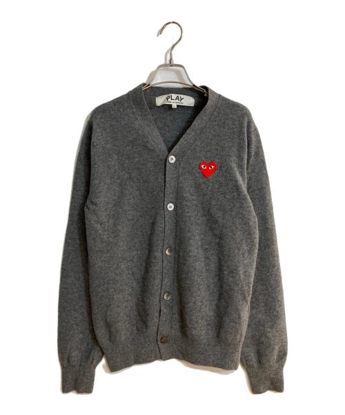 PLAY COMME des GARCONS（プレイコムデギャルソン）PLAY COMME des GARCONS (プレイコムデギャルソン) ハートワッペンウールカーディガン グレー サイズ:Lの古着・服飾アイテム