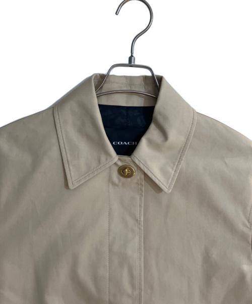 COACH（コーチ）COACH (コーチ) ヘリテージカーコート ベージュ サイズ:XSの古着・服飾アイテム