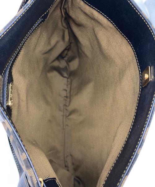 FENDI（フェンディ）FENDI (フェンディ) ズッカ柄ワンショルダーバッグ ブラウンの古着・服飾アイテム
