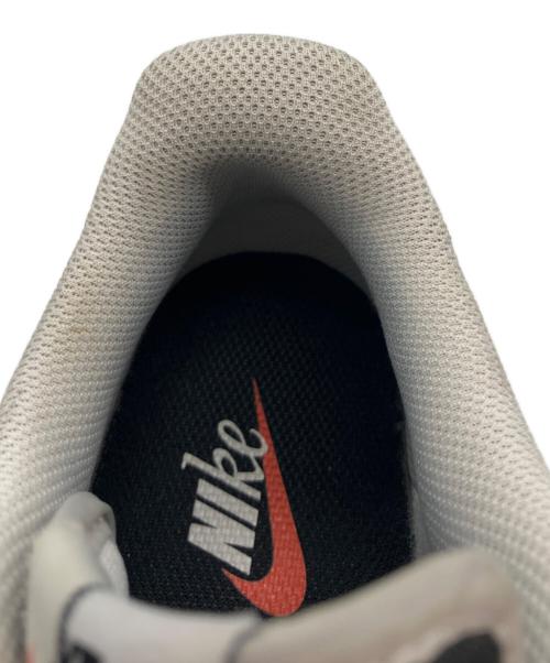 NIKE（ナイキ）NIKE (ナイキ) ローカットスニーカー ホワイト サイズ:27の古着・服飾アイテム