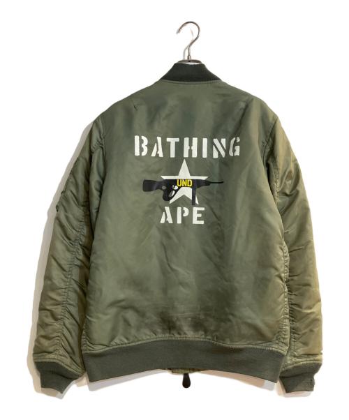A BATHING APE（アベイシングエイプ）A BATHING APE (アベイシングエイプ) UNDEFEATED (アンディフィーテッド) ワッペン装飾MA-1ジャケット カーキ サイズ:Ｍの古着・服飾アイテム