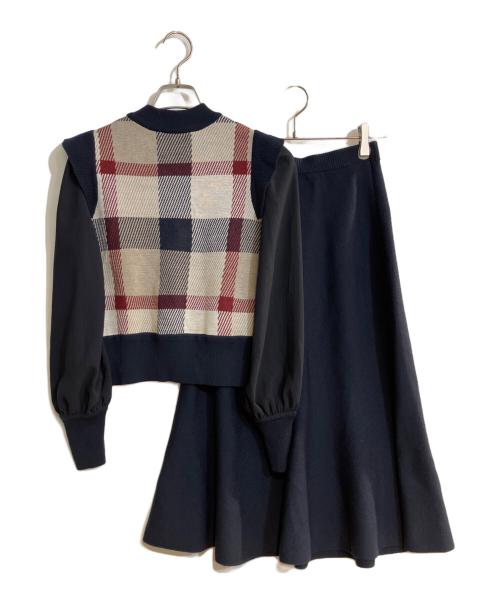 BURBERRY BLUE LABEL（バーバリー ブルー レーベル）BURBERRY BLUE LABEL (バーバリー ブルー レーベル) ジャガードニットセットアップ ネイビー サイズ:36の古着・服飾アイテム