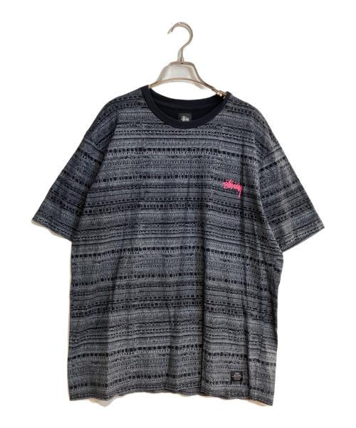 stussy（ステューシー）stussy (ステューシー) トータルパターンボーダーTシャツ ブラック サイズ:Ｌの古着・服飾アイテム
