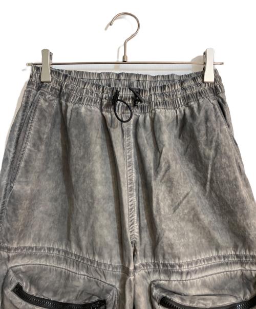 DIESEL（ディーゼル）DIESEL (ディーゼル) P-NOODE-A カーゴナイロンパンツ グレー サイズ:Sの古着・服飾アイテム