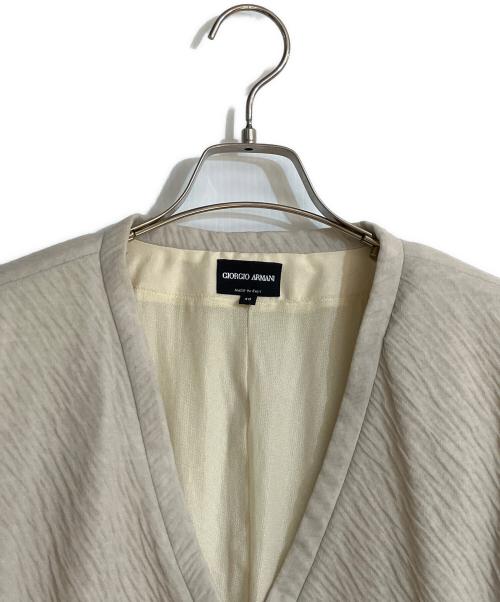 GIORGIO ARMANI（ジョルジョアルマーニ）GIORGIO ARMANI (ジョルジョアルマーニ) ジップアップノーカラージャケット アイボリー サイズ:48の古着・服飾アイテム