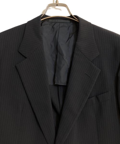 ARMANI COLLEZIONI（アルマーニ コレツィオーニ）ARMANI COLLEZIONI (アルマーニ コレツィオーニ) ストライプセットアップスーツ ネイビー サイズ:52の古着・服飾アイテム
