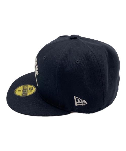 New Era（ニューエラ）New Era (ニューエラ) A BATHING APE (アベイシングエイプ) GLOW IN THE DARK COLLEGE NEW ERA 59FIFTY CAP ネイビー サイズ:Ｓ 未使用品の古着・服飾アイテム