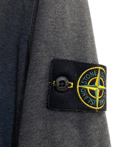 STONE ISLAND（ストーンアイランド）STONE ISLAND (ストーンアイランド) クルーネックスウェット グレー サイズ:Mの古着・服飾アイテム