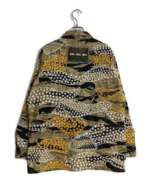freada（フリーダ）freada (フリーダ) WINWINWIN Vintageハンドステッチ リメイク ミリタリーシャツ カーキ サイズ:FREEの古着・服飾アイテム