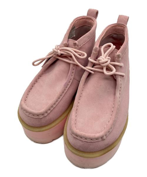 CLARKS ORIGINALS（クラークス オリジナルズ）CLARKS ORIGINALS (クラークス オリジナルズ) Meare Meare WB ELVTD Light Pink Sued ピンク サイズ:5 1/2の古着・服飾アイテム