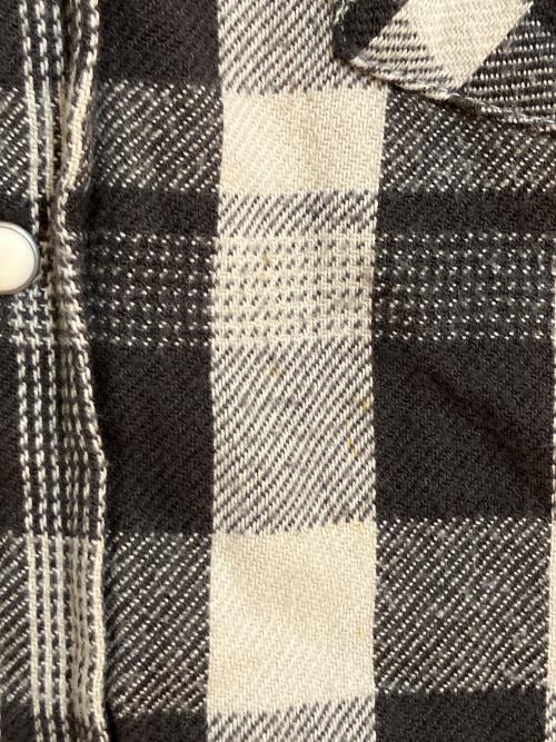 WYTHE（ワイス）WYTHE (ワイス) Washed Flannel Pearlsnap Shirt（ウォッシュド フランネル パールスナップ シャツ） ベージュ×ブラック サイズ:Mの古着・服飾アイテム