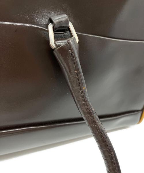 PRADA（プラダ）PRADA (プラダ) イーストウエストがま口ショルダーバッグ ブラウンの古着・服飾アイテム