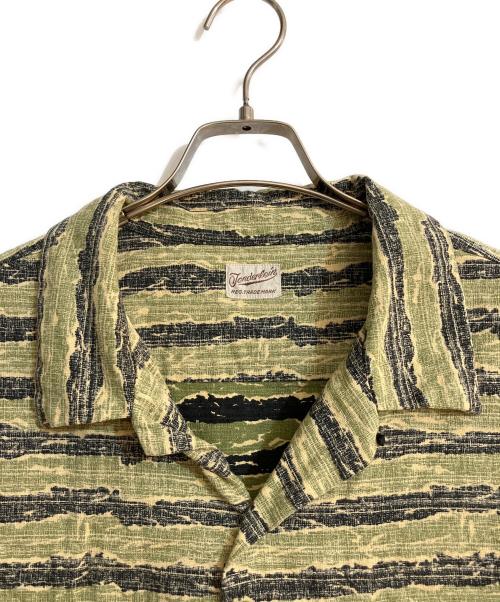 TENDERLOIN（テンダーロイン）TENDERLOIN (テンダーロイン) タイガーカモ オープンカラーシャツ グリーン サイズ:Ｌの古着・服飾アイテム