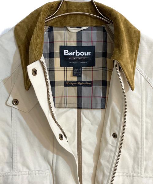 Barbour（バブアー）Barbour (バブアー) CROPPED BEADNELL / クロップド ビードネル カジュアルジャケット ホワイト サイズ:UK 10の古着・服飾アイテム