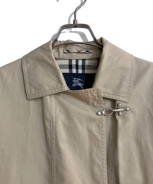 BURBERRY LONDON（バーバリーロンドン）BURBERRY LONDON (バーバリーロンドン) ファイヤーマンコート ベージュ サイズ:不明の古着・服飾アイテム