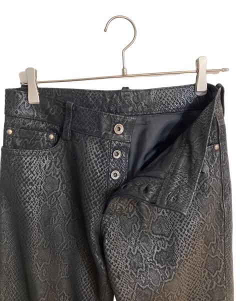 5351 pour les hommes（5351プールオム）5351 pour les hommes (5351プールオム) パイソン柄カウレザーパンツ ブラック サイズ:2の古着・服飾アイテム