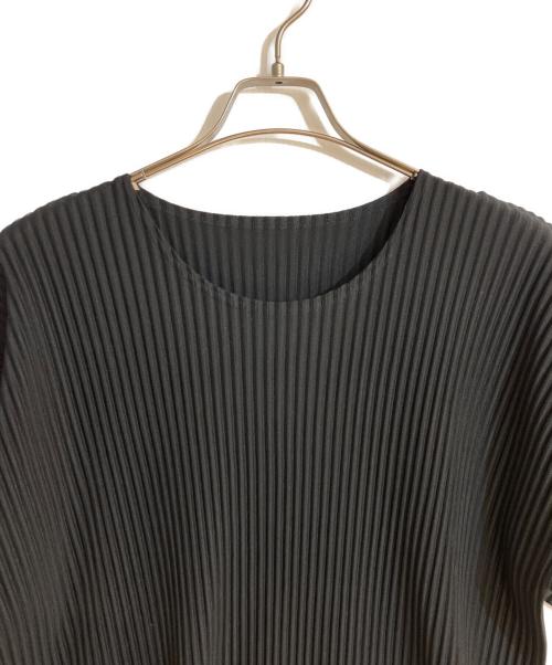 HOMME PLISSE ISSEY MIYAKE（オム プリッセ イッセイ ミヤケ）HOMME PLISSE ISSEY MIYAKE (オム プリッセ イッセイ ミヤケ) BASICT/ベーシック　シャツ ブラック サイズ:4の古着・服飾アイテム