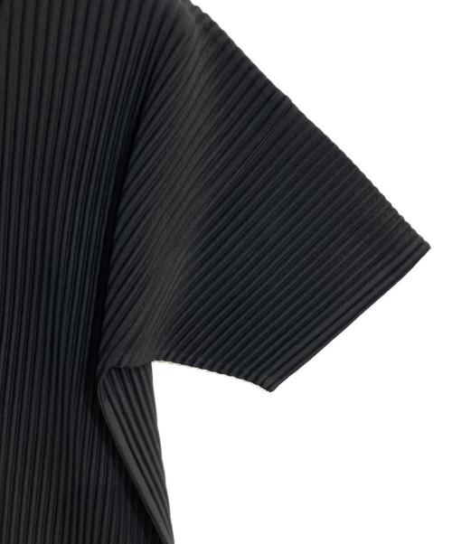 HOMME PLISSE ISSEY MIYAKE（オム プリッセ イッセイ ミヤケ）HOMME PLISSE ISSEY MIYAKE (オム プリッセ イッセイ ミヤケ) BASICT/ベーシック　シャツ ブラック サイズ:4の古着・服飾アイテム