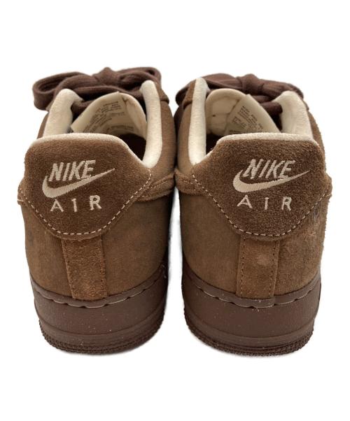 NIKE（ナイキ）NIKE (ナイキ) AIR FORCE 1 '07（エアフォースワン） ブラウン サイズ:25.5の古着・服飾アイテム