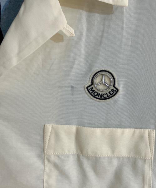 MONCLER（モンクレール）MONCLER (モンクレール) Mercedes Benz (メルセデスベンツ) NIGO (二ゴー) ショートスリーブビスコースシャツ ベージュ サイズ:48の古着・服飾アイテム