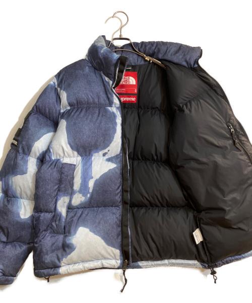 THE NORTH FACE（ザ ノース フェイス）THE NORTH FACE (ザ ノース フェイス) Supreme (シュプリーム) 21AW Bleached Denim Print Nuptse Jacket ブルー サイズ:Mの古着・服飾アイテム