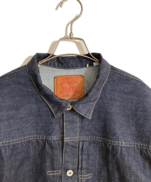 LEVI'S VINTAGE CLOTHING（リーバイス ビンテージ クロージング）LEVI'S VINTAGE CLOTHING (リーバイス ビンテージ クロージング) LVC WWII TRUCKER LVC WWII RIGID インディゴ サイズ:44の古着・服飾アイテム