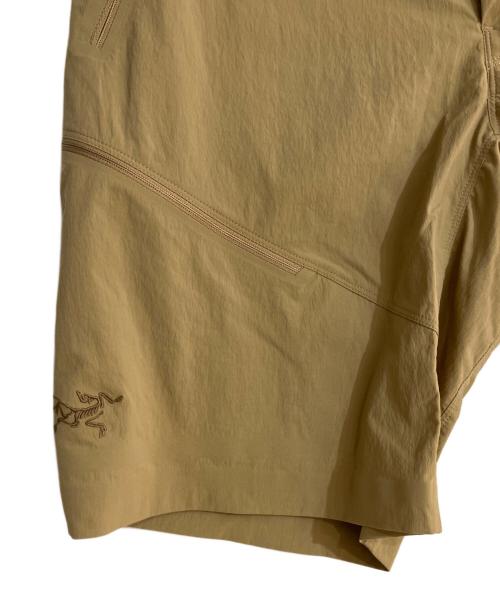 ARC'TERYX（アークテリクス）ARC'TERYX (アークテリクス) ガンマ クイックドライ ショーツ 9 インチ ベージュ サイズ:W30の古着・服飾アイテム