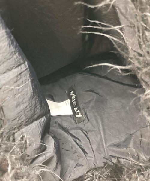 OUR LEGACY（アワーレガシー）OUR LEGACY (アワーレガシー) DRIP BAG フェイクファー バッグ ブラックの古着・服飾アイテム